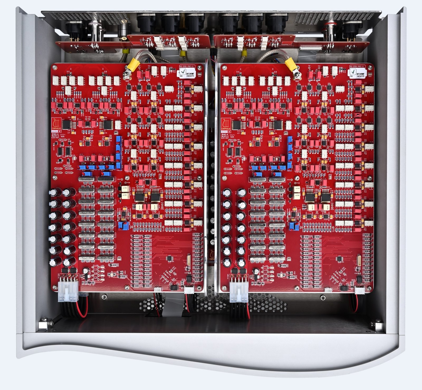 Her Preamp inside med